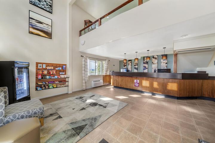 Best Western Plus Northwoods Inn