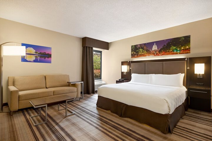 Holiday Inn Washington-Dulles International Airport by IHG
