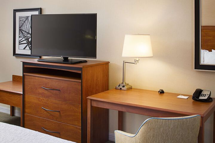 Room 15 of 27