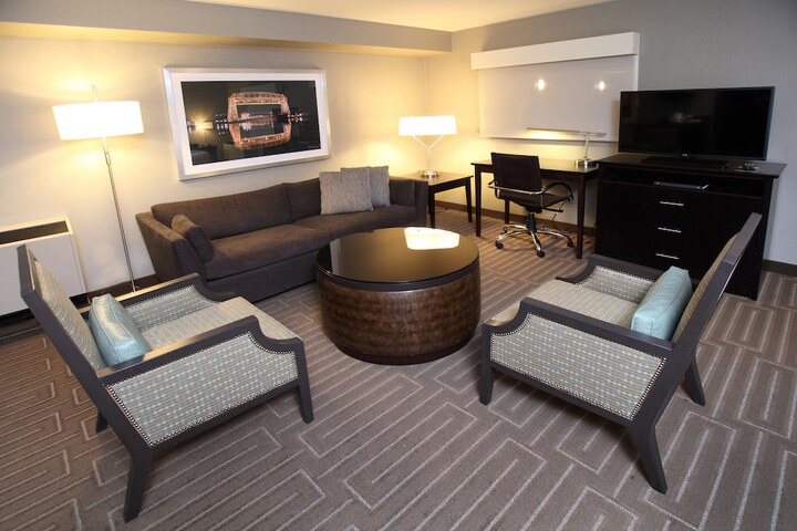 Holiday Inn & Suites Duluth Downtown by IHG