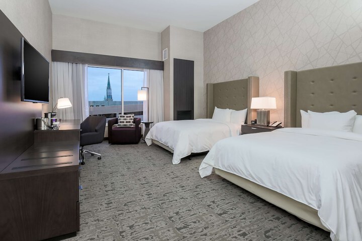 Room 40 of 92