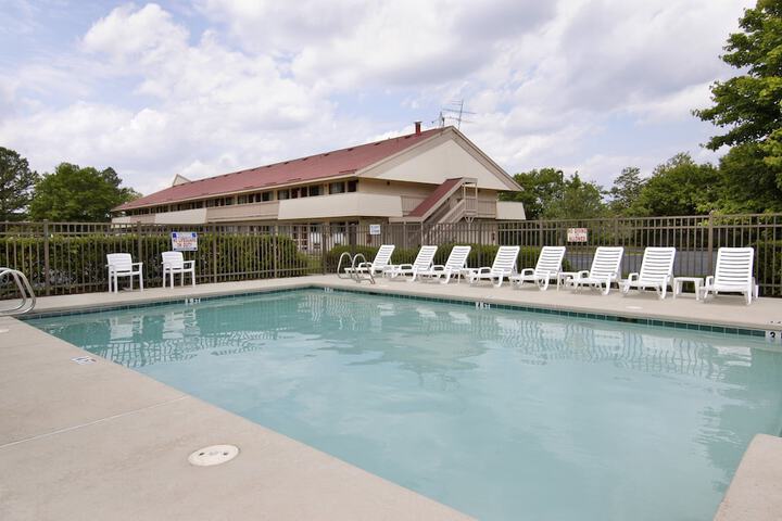 Pool 5 of 21