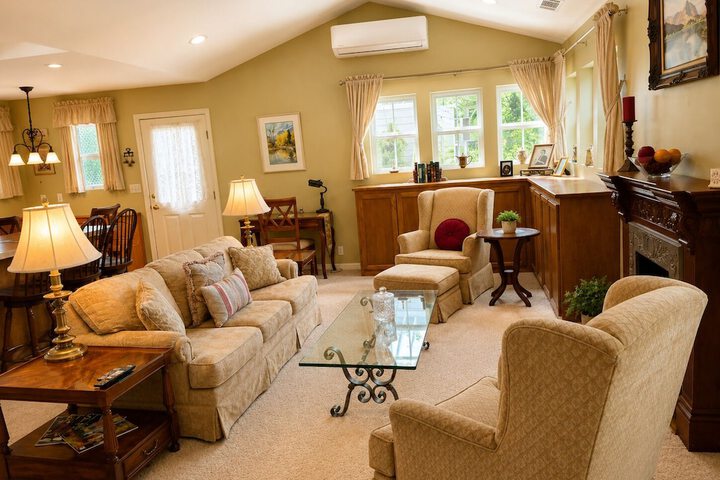Glen Morey Country House B & B Inn