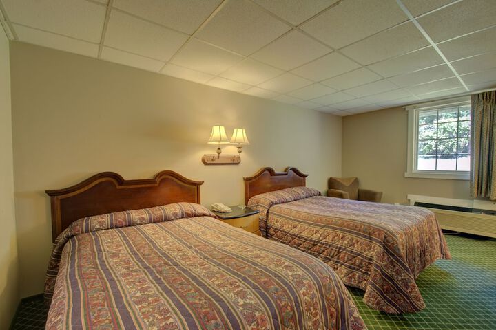 Room 14 of 37