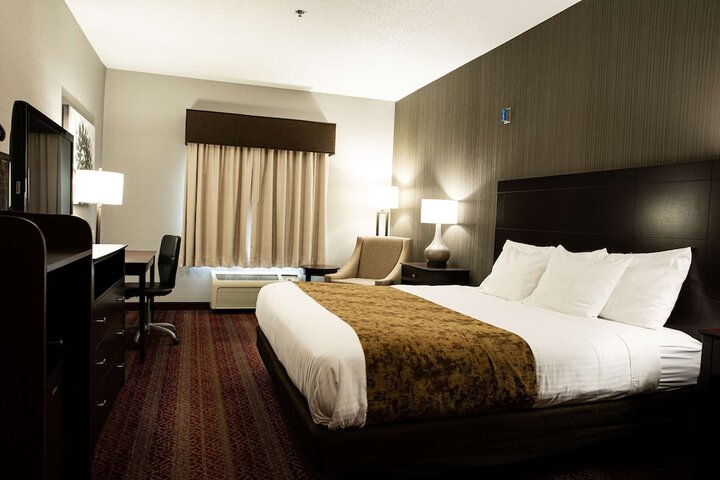 Room 12 of 24
