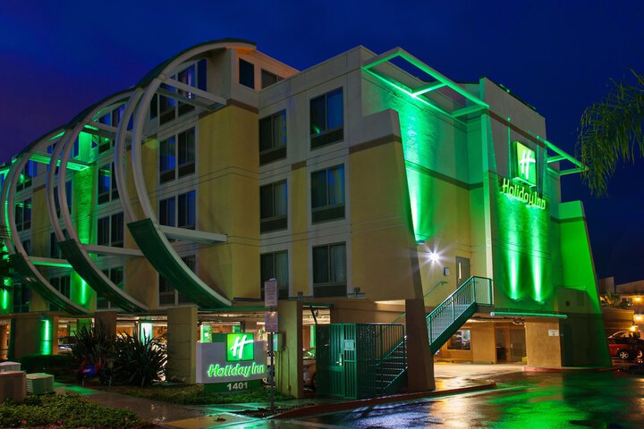 Hotel 2 of 89