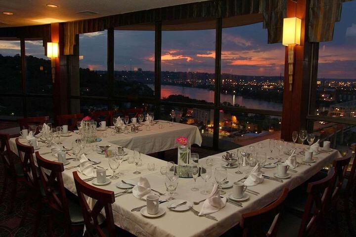 Radisson Hotel Cincinnati Riverfront