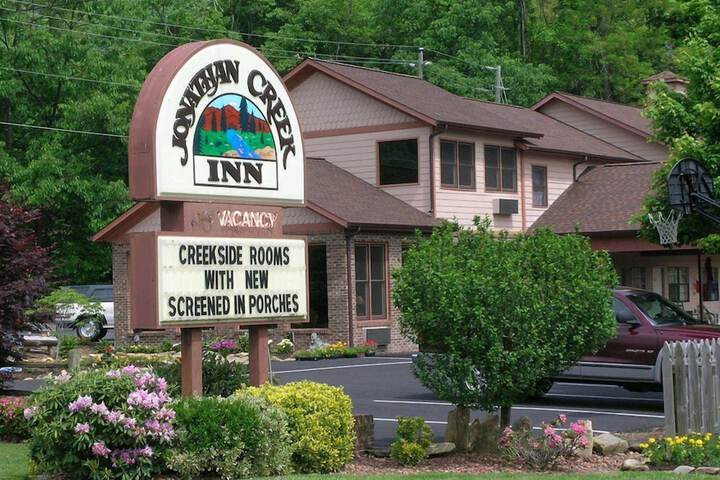 Jonathan Creek Inn