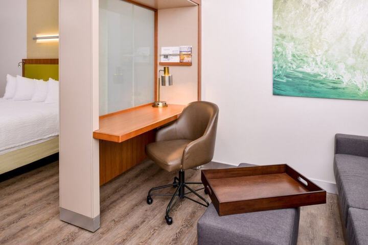 Room 40 of 59