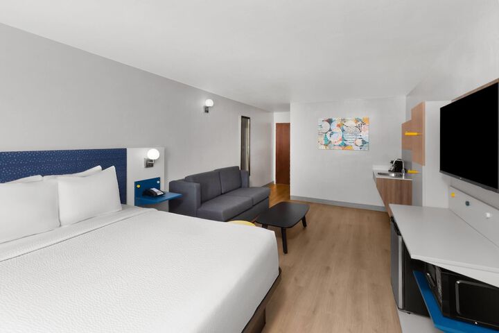 Microtel Inn & Suites by Wyndham Baton Rouge Airport