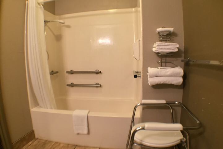 Room 52 of 64