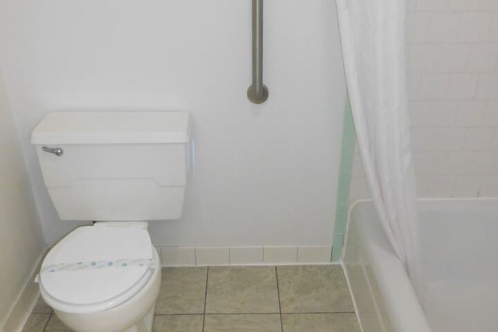 Room 15 of 29