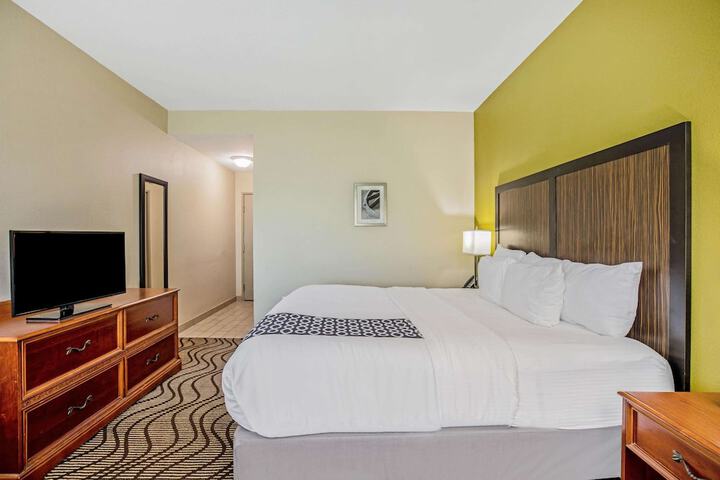 La Quinta Inn & Suites by Wyndham Corpus Christi Northwest