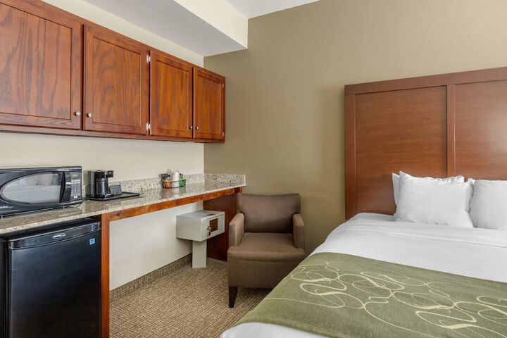 Room 33 of 50