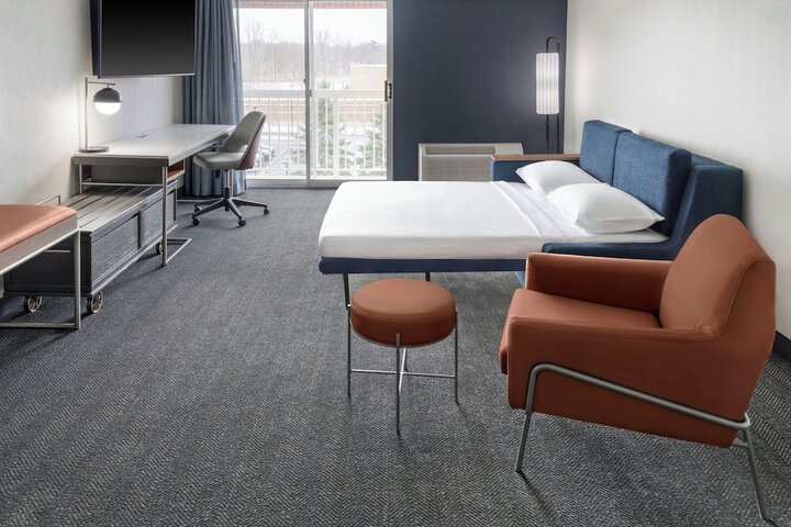 Courtyard by Marriott Cleveland Airport South