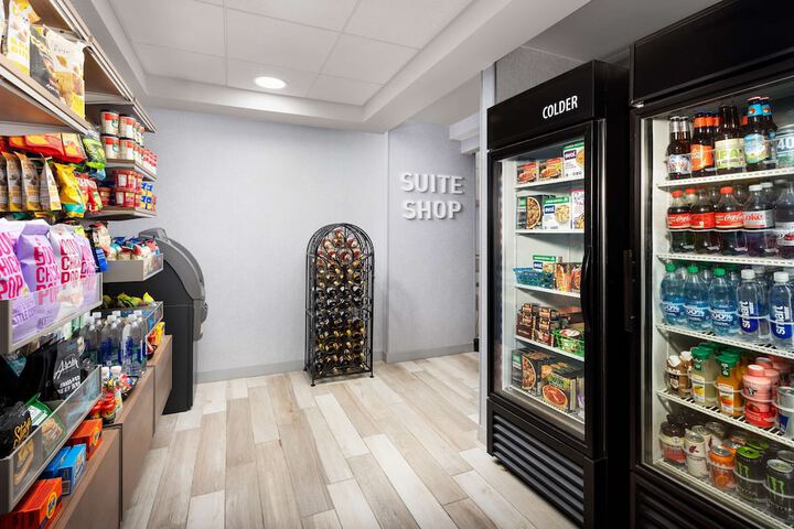 Homewood Suites by Hilton Manchester / Airport