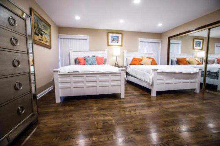 Apple Villa DB