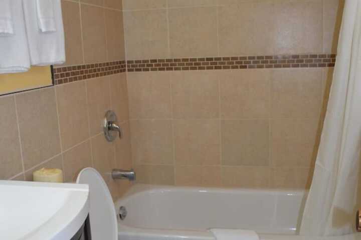 Room 14 of 24