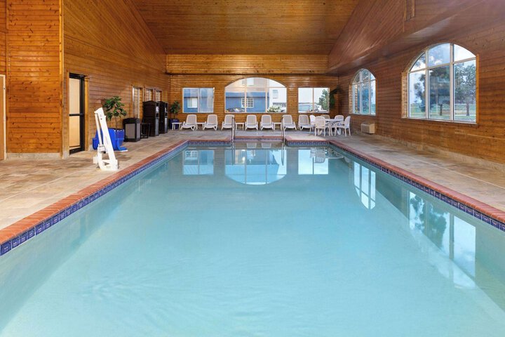 Pool 5 of 34