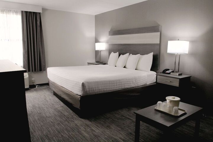 Room 13 of 22