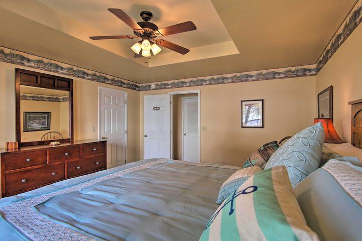 Lakefront Home w / Shared Boat Ramp in Grove!