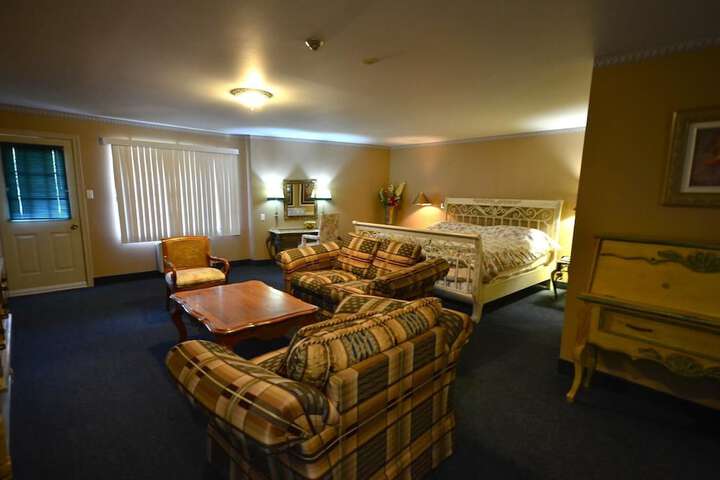 Room 20 of 82