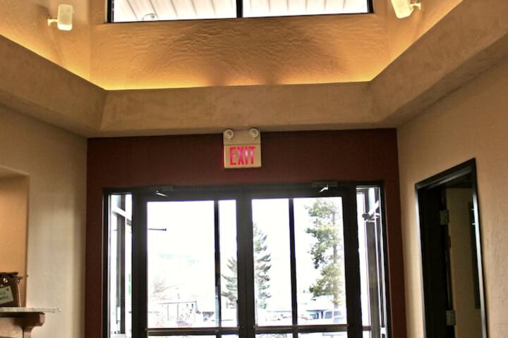 Hotel 6 of 66