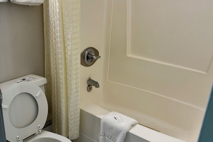 Room 21 of 47