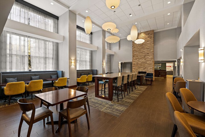 Hampton Inn & Suites Poughkeepsie
