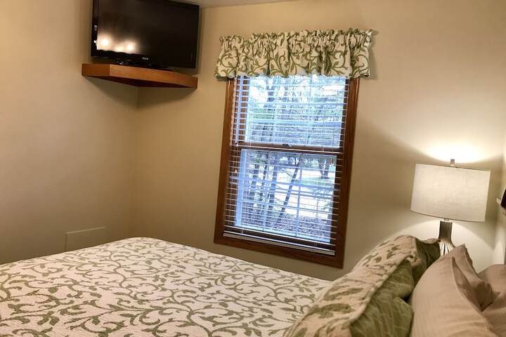 Room 108 of 157