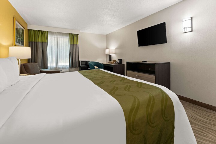 Quality Inn Sandersville