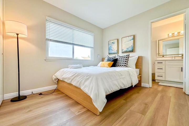 Sweet 2 bd for monthly stay! 20 mi to Disney