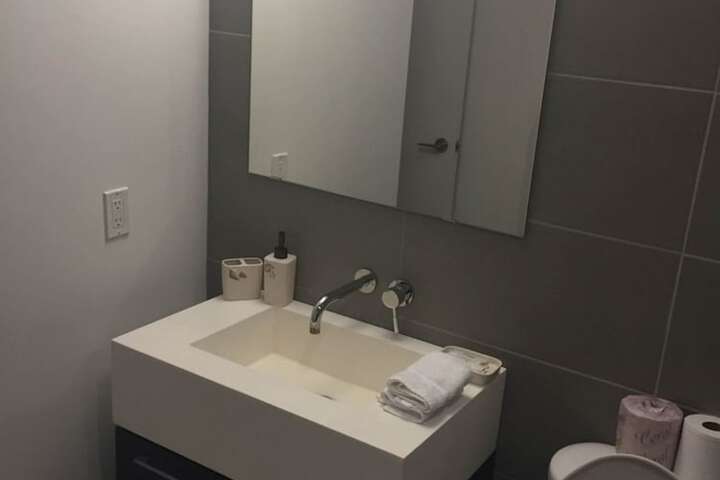Room 12 of 24