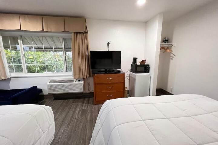 Room 54 of 82
