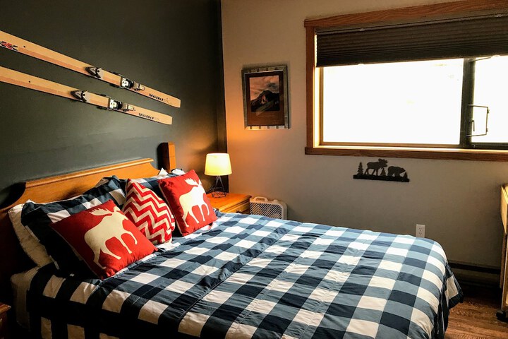 The Griz Inn