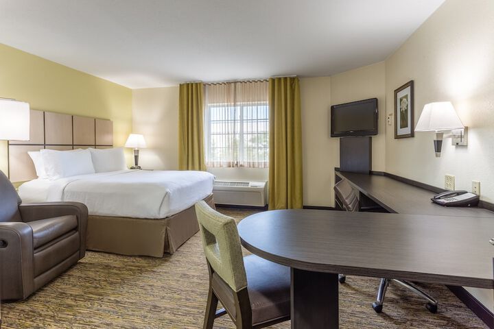 Room 21 of 37