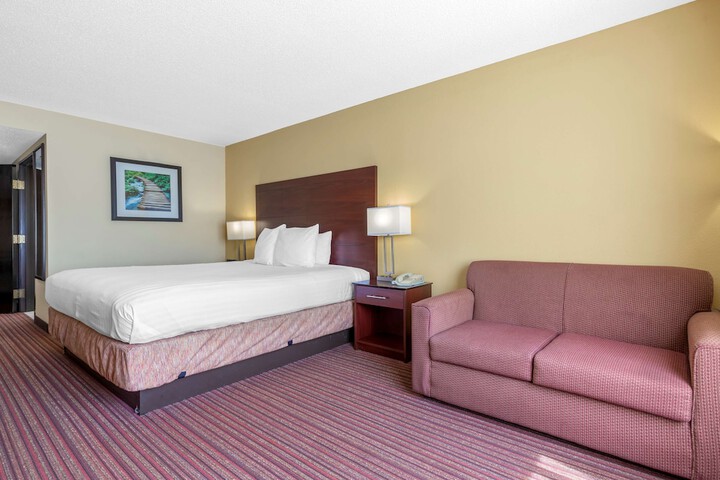 Room 21 of 31