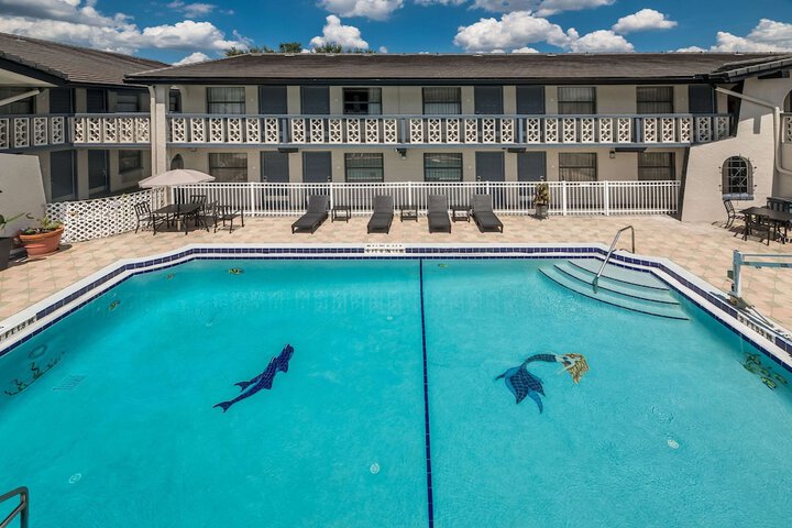 Pool 7 of 40