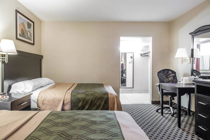 Econo Lodge West Haven