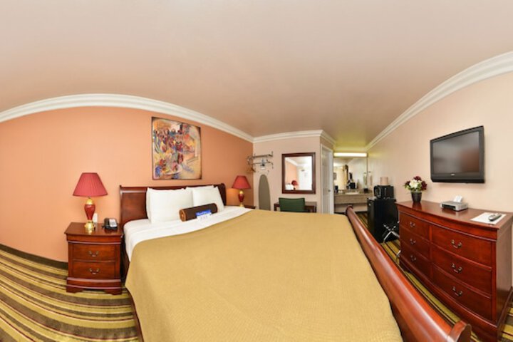 Room 19 of 31