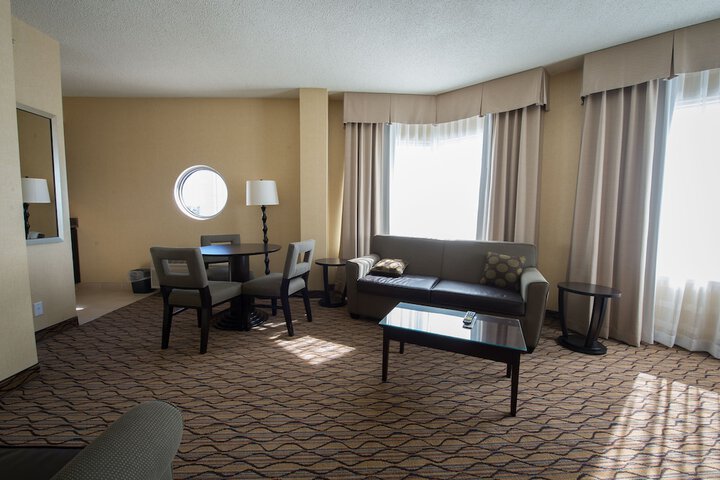 Holiday Inn Sydney - Waterfront by IHG