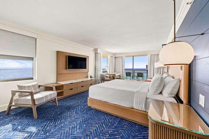 Room 33 of 172