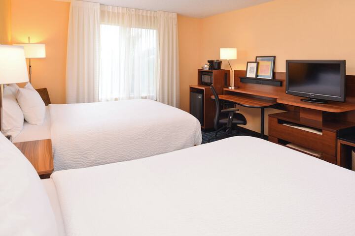 Room 21 of 34