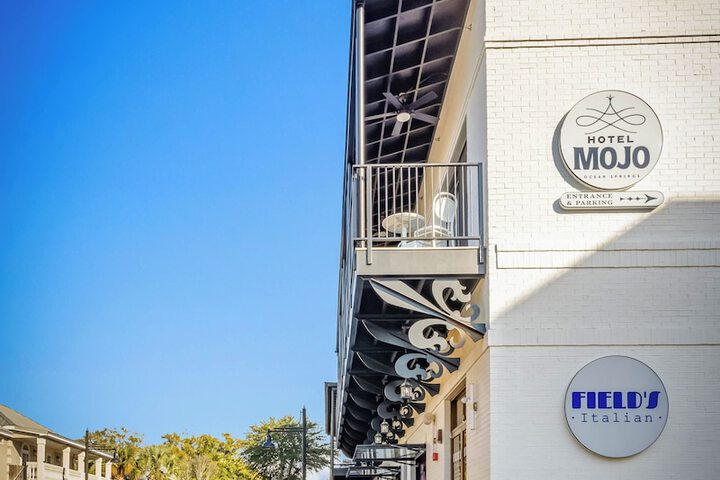 Hotel Mojo
