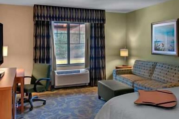 Room 37 of 80