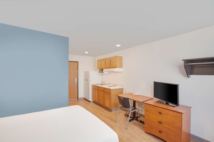 Room 10 of 17
