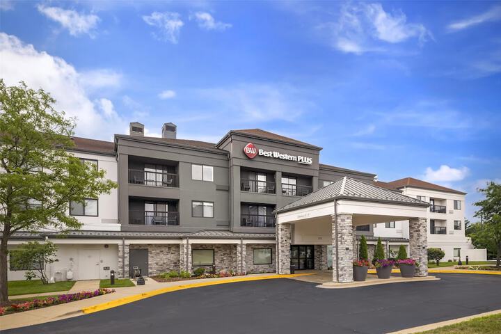 Best Western Plus Elgin - Chicago