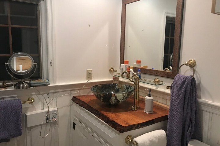 Room 20 of 66