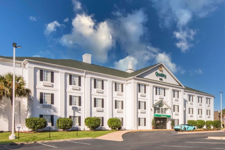 Hotel 5 of 48