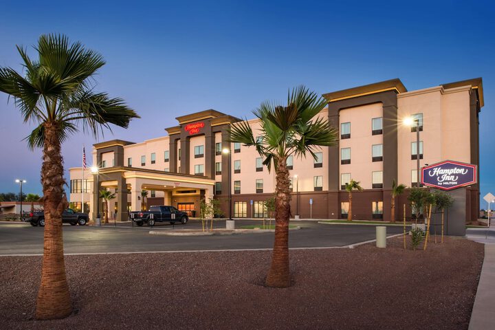 Hotel 2 of 33